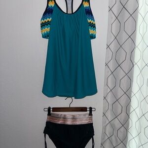 Teal Chevron Women's Top